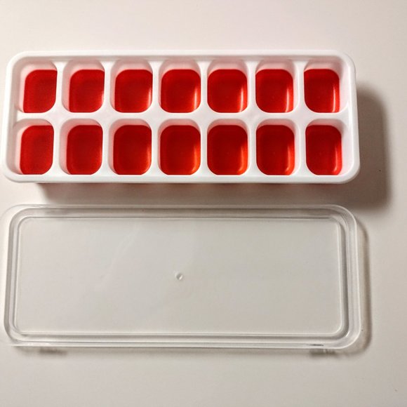 Silicone Ice Cube Freezer Trays ~ Red ~ Set 4 Stack Trays w/Snap Lids ~ Durable - Picture 8 of 11